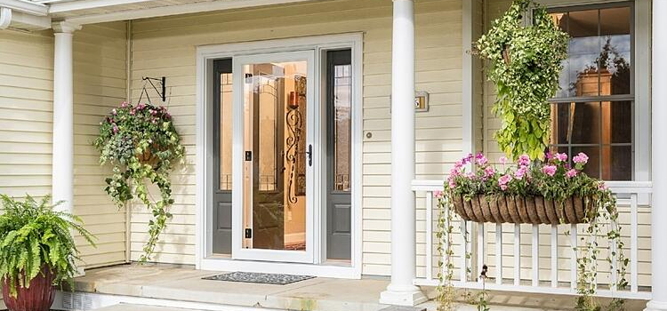 screen door installation in Keystone
