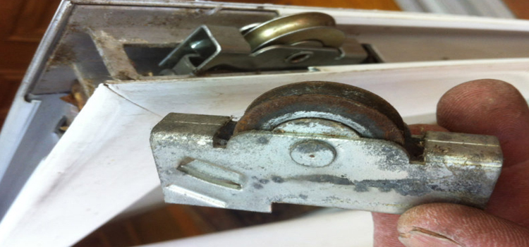 screen door roller repair in Keystone